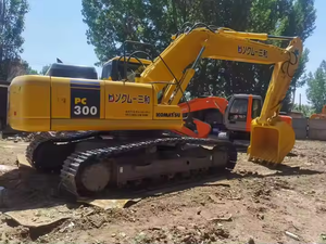 Excavadora Usada Komatsu Pc300 de 30 Toneladas, Motor de Bajo Consumo, Buen Estado, 180kw de Potencia, Cucharón de 1.4m - Product Image 2