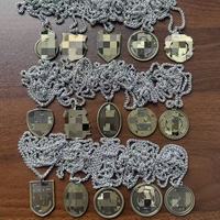 Groothandel Metalen Voetbalhanger Ketting Voetbalteam Souvenir Fee Met Gegoten Voetbal Sleutelhanger Ketting voor Voetbalfans