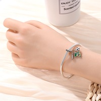 Vente d'usine Perles pendentifs en alliage de cuivre plaqué argent, thème football sportif, breloque Coupe du Monde de Football 2026, pour bracelet et collier DIY
