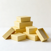 Boîte cadeau en carton rigide biodégradable de luxe personnalisée pour cosmétiques, forme personnalisée avec design estampé, emballage écologique