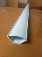 Canal d'angle en PVC pour câbles électriques, gaine de câblage en PVC