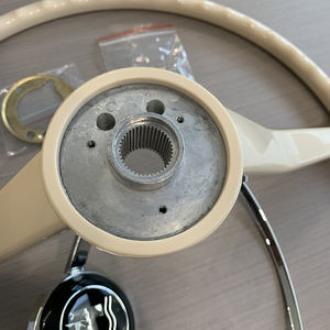 Volante Clásico Vintage Estilo Banjo para <span class=keywords><strong>Volkswagen</strong></span> VW Escarabajo Bug 1966 1969 en Blanco Marfil y Negro - Product Image 6