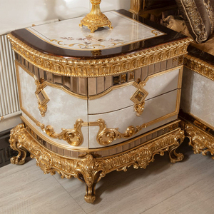 Letto Matrimoniale con Decorazioni in Foglia d'Oro, Stile Classico Francese, Realizzato in Tessuto Importato, Supporta la Consegna Globale e Regionale - Product Image 5