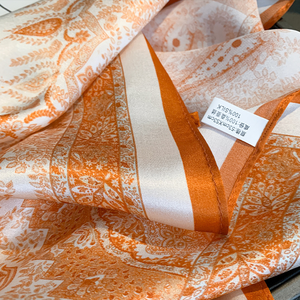 All'ingrosso personalizzato Versatile collo e UseSummer Vintage <span class=keywords><strong>bianco</strong></span> stampa animale fatto a mano 100% sciarpa di <span class=keywords><strong>seta</strong></span> per le donne - Product Image 4