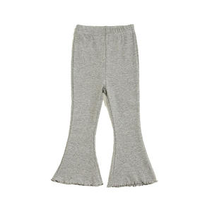 Pantalones acampanados con forro polar para niñas, con interior acogedor y exterior de color liso, para el clima frío, la escuela y la comodidad en el hogar. - Product Image 1