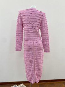 Ensemble haut et jupe sans bretelles rose avec <span class=keywords><strong>fermeture</strong></span> éclair en strass, style industriel français, nouvelle collection 2026, sept couleurs - Product Image 3