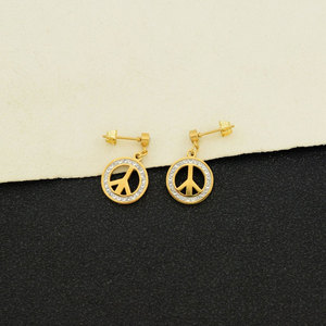 Pendientes de Lujo Coreanos de Acero Inoxidable 316L con Baño de Oro PVD de 14k y 18k, con Circonitas, Diseño de Avión, para Mujer - Product Image 3