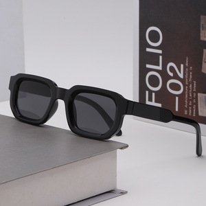 <span class=keywords><strong>Gafas</strong></span> de Sol Qsky 2026 en Stock, <span class=keywords><strong>Montura</strong></span> Pequeña, Diseño Único Unisex, Color Negro, Protección UV400, <span class=keywords><strong>Montura</strong></span> Cuadrada, Aptas para Miopía - Product Image 3