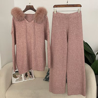 Ensemble 2 pièces mode hiver doux pour femme : haut long, cardigan tricoté avec bordure en vraie fourrure de renard, à capuche, coupe ajustée, écoresponsable