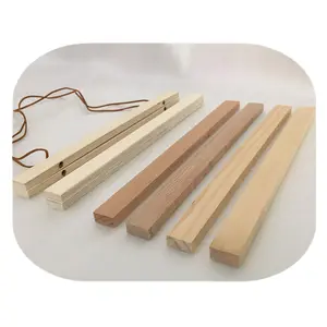 กรอบไม้แขวนผนังแบบกำหนดเองสำหรับงานศิลปะ พร้อมเชือกหนังและแม่เหล็ก - Product Image 1