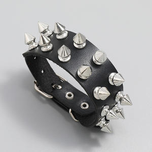 Cross-Border Venta Caliente Ponke Europeo Americano Punk Estilo 2 Filas Spiked Cuero Hombres Pulsera Personalizada Trendy Rock - Product Image 2