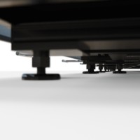Machine de découpe laser à fibre CNC à double table avec refroidisseur d'eau.