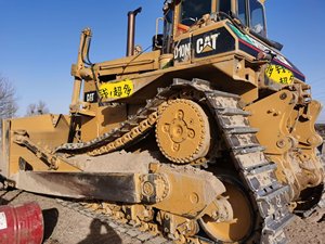 Machines de terrassement Caterpillar CAT D10N Bulldozer Machines de construction d'occasion Caterpillar - Product Image 5