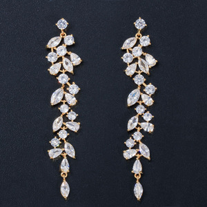 Bijoux de luxe en <span class=keywords><strong>CZ</strong></span>, zircone cubique blanche, boucles d'oreilles longues à pendentif en forme de feuille, plaquées rhodium, bijoux de mariée pour femmes - Product Image 5