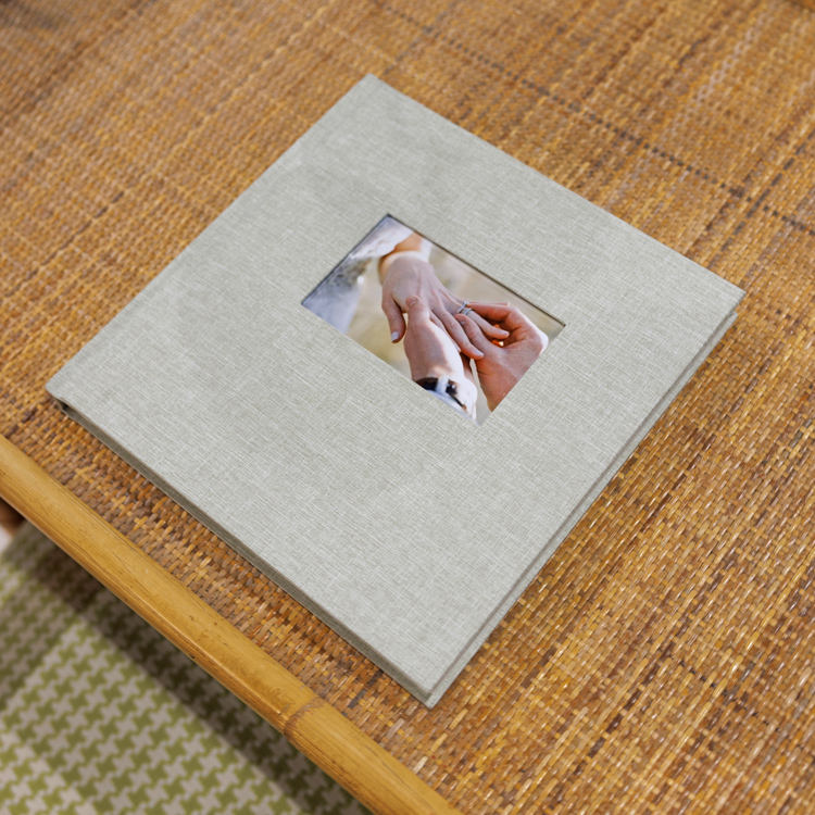 ใหม่-หน้าต่างสี่เหลี่ยมสีเบจอ่อน28*28ซม