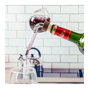 <span class=keywords><strong>Carafe</strong></span> à <span class=keywords><strong>vin</strong></span> rouge nervurée en verre cristal sans plomb <span class=keywords><strong>Carafe</strong></span> à <span class=keywords><strong>vin</strong></span> La <span class=keywords><strong>carafe</strong></span> à <span class=keywords><strong>vin</strong></span> fournit l'<span class=keywords><strong>a</strong></span>érateur parfait - Product Image 4