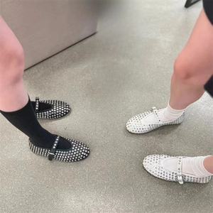 Zapatos Planos Mary Jane Vintage 2026 con Diamantes Completos para Mujer, Nuevos Zapatos de Ballet con Hebilla y Punta Redonda para Verano - Product Image 4