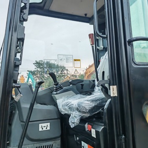 รถขุดขนาดเล็ก SANY SY35U มือสอง น้ำหนัก 3.8 ตัน แบบ Zero Tail Swing ขนาดกะทัดรัด ใช้งานน้อย สภาพดี ขาย - Product Image 5