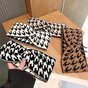 Retro Houndstooth Hnitted Yarn <strong>Headband</strong> With Wide EdgesSporty Autumn Winter <strong>Headband</strong> <strong>Black</strong> <strong>White</strong> <strong>Headband</strong> for Women - Product Image 2