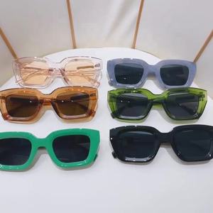 40096 mode unisexe Vintage thé lentille <span class=keywords><strong>petit</strong></span> carré nuances lunettes de soleil Logo personnalisé 2025 - Product Image 3