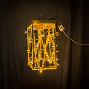 Luz decorativa con motivo de linterna navideña y de Ramadán en 3D con clasificación de impermeabilidad IP65 para paisajismo exterior y decoración festiva. - Product Image 1