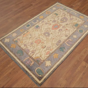 Alfombra de lana hecha a mano geométrica Beige Oushak tinte vegetal acento 6x9 pies alfombra turca para ejercicio en casa oración adolescentes - Product Image 1