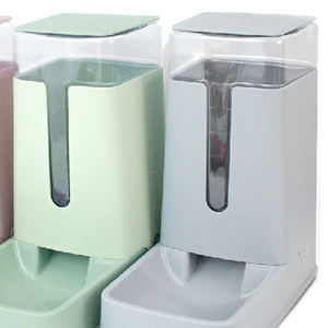 Distributeur d'eau et de nourriture pour animaux de compagnie, minimaliste, 3,5 L, en plastique solide, manuel, portable, avec alimentation par charge, en boîte - Product Image 3