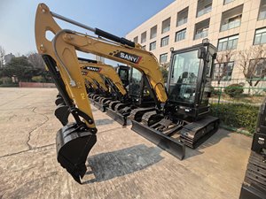 Mini-excavatrice Sany d'occasion SY35U de 3,5 tonnes, fabriquée en Chine, en excellent état - Product Image 1