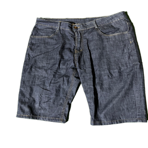 C13 Pantalones vaqueros de ropa usada Pantalones cortos para hombre en fardos Pantalones de moda de marca con precio barato Pantalones vaqueros de <span class=keywords><strong>segunda</strong></span> <span class=keywords><strong>mano</strong></span> al por mayor de fábrica - Product Image 1