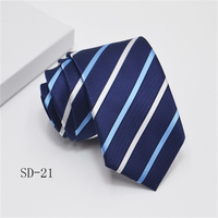 Cravate Formelle Bleu Marine en Polyester de Gros, Cravate d'Affaires Faite à la Main Haut de Gamme, Cravate Rayée 100% Polyester pour Hommes