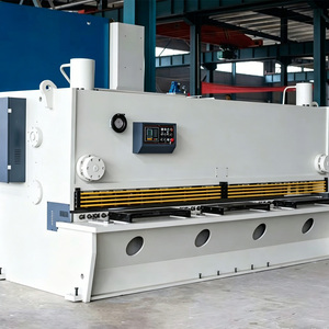 เครื่องตัดแผ่นโลหะไฮดรอลิกแบบสวิงบีมขนาด 6 มม. × 3200 มม. ที่แข็งแรงทนทาน สำหรับงานตัดโลหะในโรงงาน - Product Image 4
