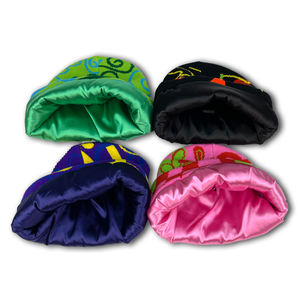<span class=keywords><strong>Bonnet</strong></span> <span class=keywords><strong>en</strong></span> tricot avec logo personnalisé, nouveau design, doublure <span class=keywords><strong>en</strong></span> <span class=keywords><strong>satin</strong></span>, vente <span class=keywords><strong>en</strong></span> gros, <span class=keywords><strong>bonnet</strong></span> unisexe <span class=keywords><strong>en</strong></span> acrylique vierge - Product Image 2