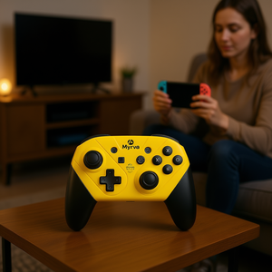 Manette de jeu sans fil Myrva pour Nintendo Switch, jaune, double vibration, joystick de jeu mobile avec design ergonomique - Product Image 2