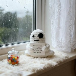 Jouets en crochet faits main polyvalents transfrontaliers 2025 (cadeau de fête) et pingouin (accessoire de voyage) avec message d'encouragement pour les événements - Product Image 2
