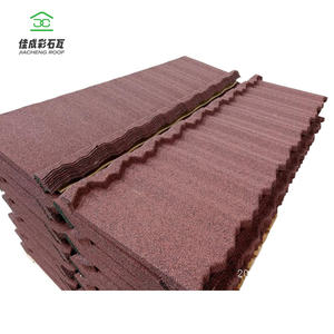 Usine de tuiles classiques Shandong Chine Bardeaux en acier personnalisés Bords biseautés 0.4mm d'épaisseur Forte lumière Tôle de toit Revêtement Maisons - Product Image 4