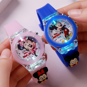 Đồng hồ đeo tay trẻ em Aunen Superhero Minnie Mickey, chất liệu PVC, pin Lithium, đèn flash, phát sáng, hình Người Nhện dành cho bé trai bé gái - Product Image 3