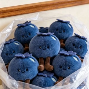 Figurine en peluche Myrtille de 10 cm, accessoire de sac, porte-clés pour éloigner la mauvaise chance - Product Image 5