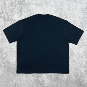 MAKITAPE Vente en gros T-shirts pour hommes en coton premium, coupe oversize à épaules tombantes, grammage lourd, coupe carrée, vierges, personnalisables avec logo - Product Image 4