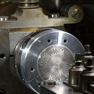 Piezas de reloj: Esfera de guilloché hecha a mano de 28.5mm/29mm/31mm con logotipo grabado CNC, esferas de reloj personalizadas de alta gama compatibles con NH35 SW200 2824 9015 - Product Image 2