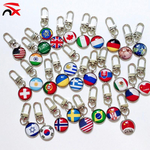 Wholesale Custom Logo Countries National Flags Keyring Glass Keychain Promotional Gift Souvenir
