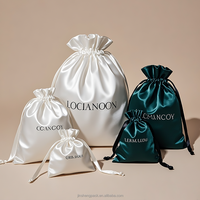 Pochette à cordon en satin de soie personnalisable avec logo couleur, sac anti-poussière portable et réutilisable de haute qualité pour bijoux, qualité supérieure