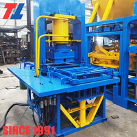 Machine automatique de fabrication de blocs en plastique recyclé, pilotée par PLC et moteur, pour le pavage routier et les dalles de sol recyclées