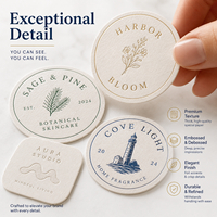Étiquettes en papier personnalisées, gaufrées, avec logo texturé en feuille d'aluminium pour emballages cadeaux, bougies, café, OEM ODM