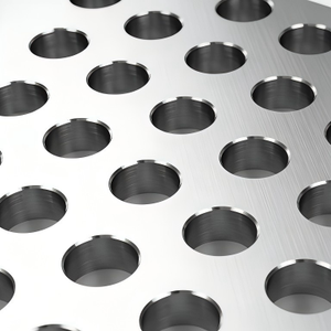 Plaque filtrante en <span class=keywords><strong>acier</strong></span> inoxydable découpée au laser <span class=keywords><strong>sur</strong></span> <span class=keywords><strong>mesure</strong></span> avec micro-perforations pour applications chimiques, sans quantité minimale de commande - Product Image 2