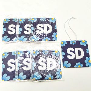 Diffuseur d'air pour voiture en papier de coton écologique avec impression CMYK personnalisée, idéal pour offrir de petits cadeaux - Product Image 4
