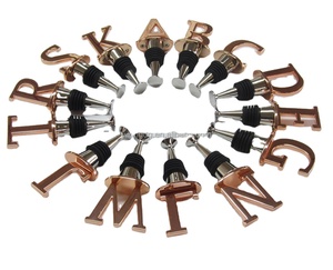 Tapones de vino de aleación de zinc con alfabeto dorado rosa, juego de 26 letras, sello de silicona de grado alimenticio, regalo personalizado para Bar - Product Image 1