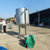 Silo Verticale Omogeneizzato in Acciaio Inossidabile, Silo di Stoccaggio Centrale, Serbatoio di Trasferimento Industriale per Granuli Plastici