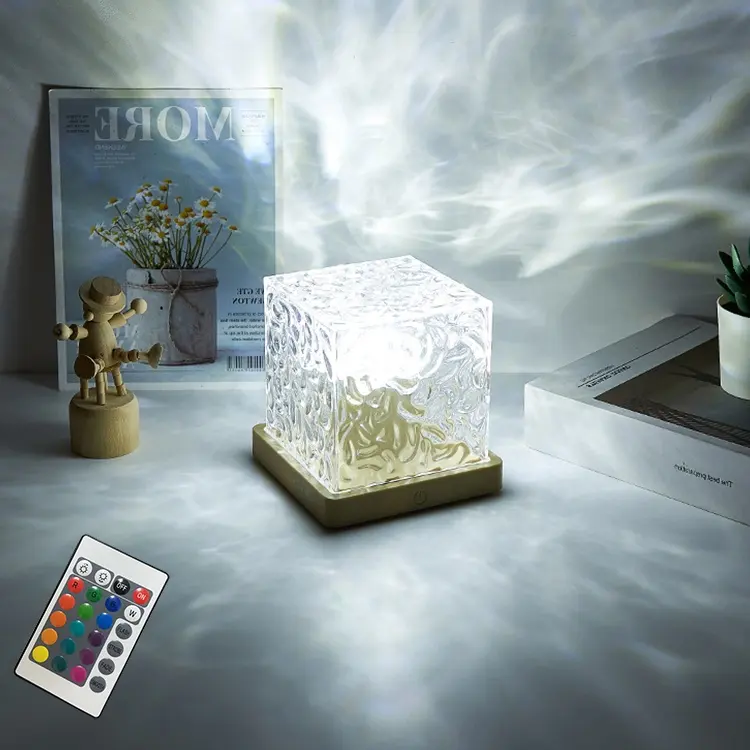 Effet lumineux dynamique d'ondulation de l'eau RVB télécommande acrylique cristal bureau veilleuse intérieur LED cristal eau Cube lampe