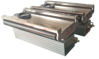 Machine de guidage de bande de 350 mm avec table de réception de matériaux