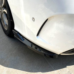 มุมกันชนหลัง Mercedes-Benz C-Class W205  วัสดุ PP สีดำเงา ลายคาร์บอนไฟเบอร์ ปี 2015-2021 ชุดแต่งอัพเกรด - Product Image 2